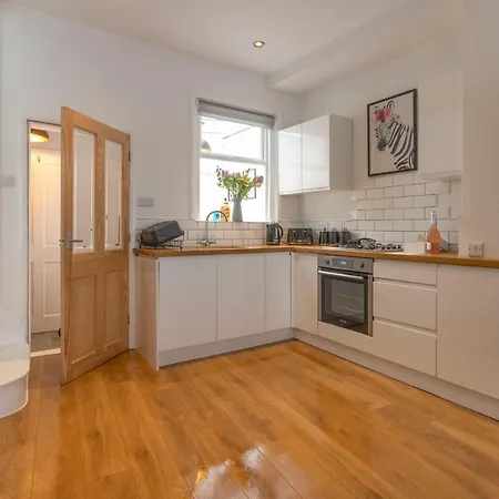 Luxe Garden House For 6 In Central Exeter Exterior photo