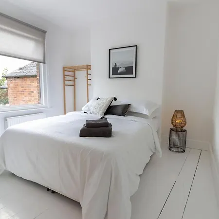 Luxe Garden House For 6 In Central Exeter Exterior photo